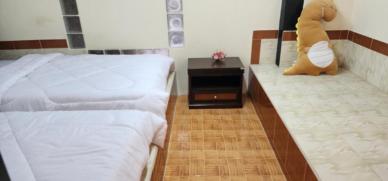 Cozy Nest Cnx Hostel Τσιάνγκ Μάι Εξωτερικό φωτογραφία