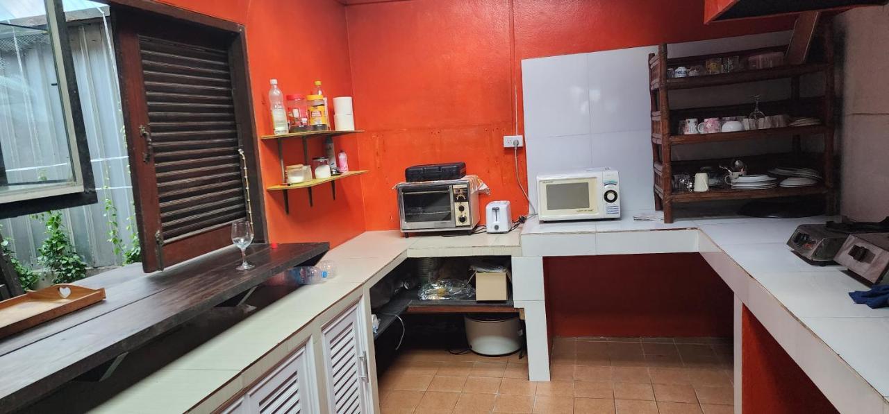 Cozy Nest Cnx Hostel Τσιάνγκ Μάι Εξωτερικό φωτογραφία