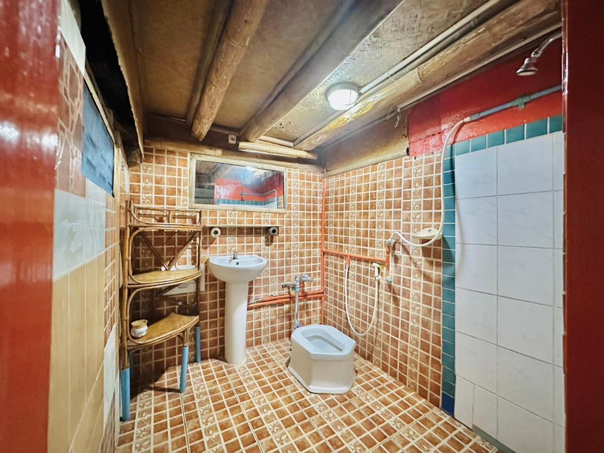 Cozy Nest Cnx Hostel Τσιάνγκ Μάι Εξωτερικό φωτογραφία