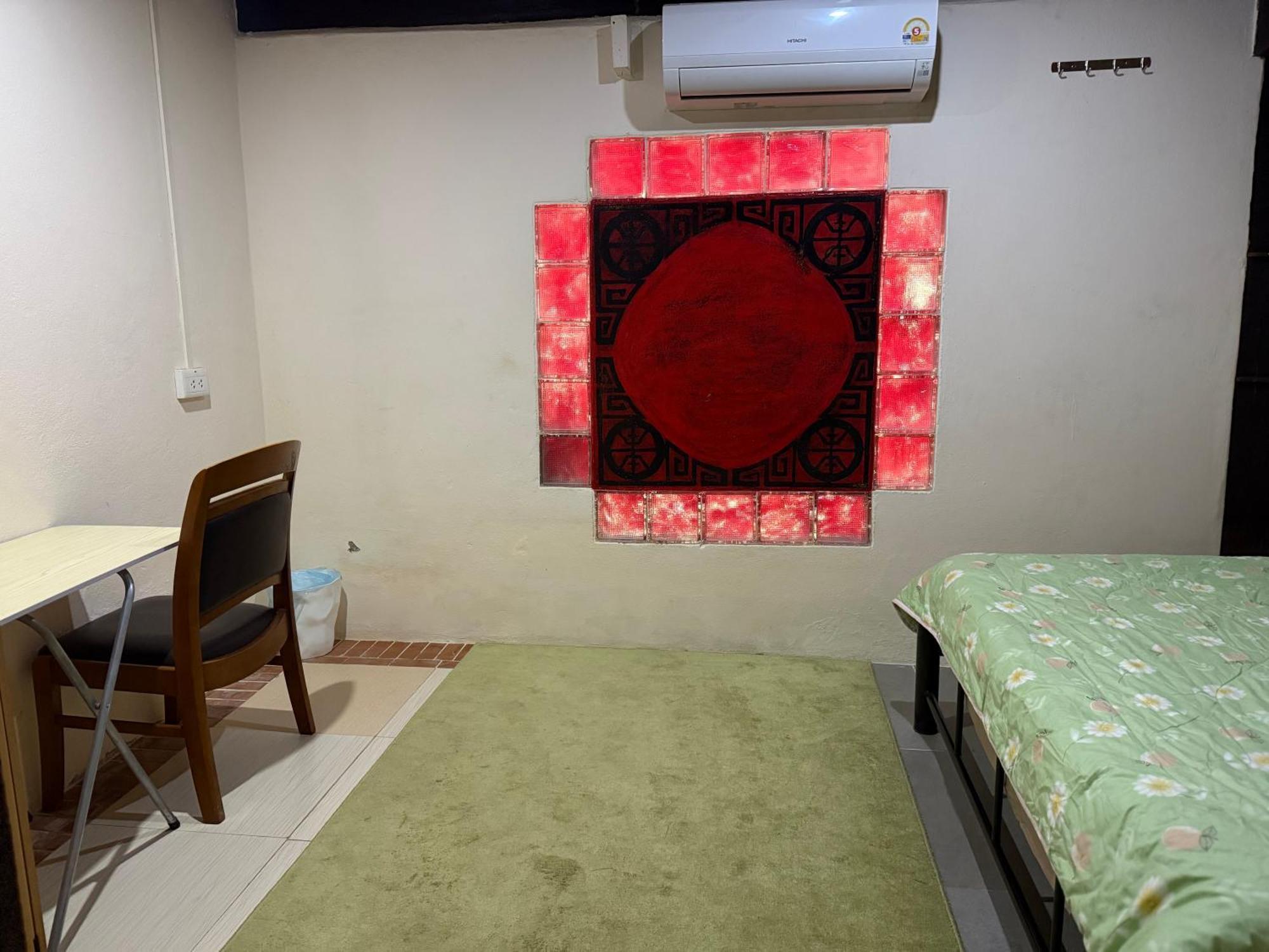 Cozy Nest Cnx Hostel Τσιάνγκ Μάι Εξωτερικό φωτογραφία